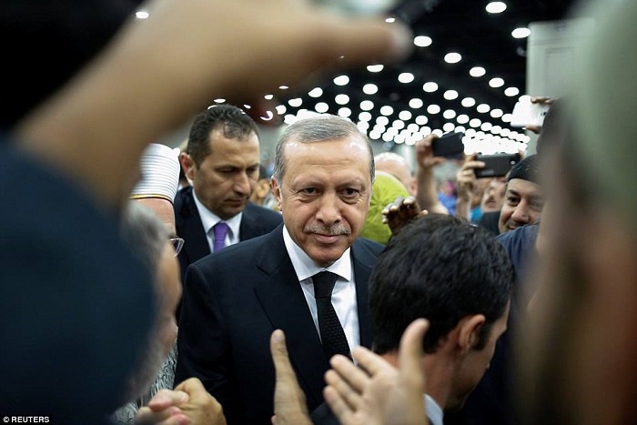 Erdogan returns to Turkey without joining Muhammad Ali burial - VIDEO, PHOTOS